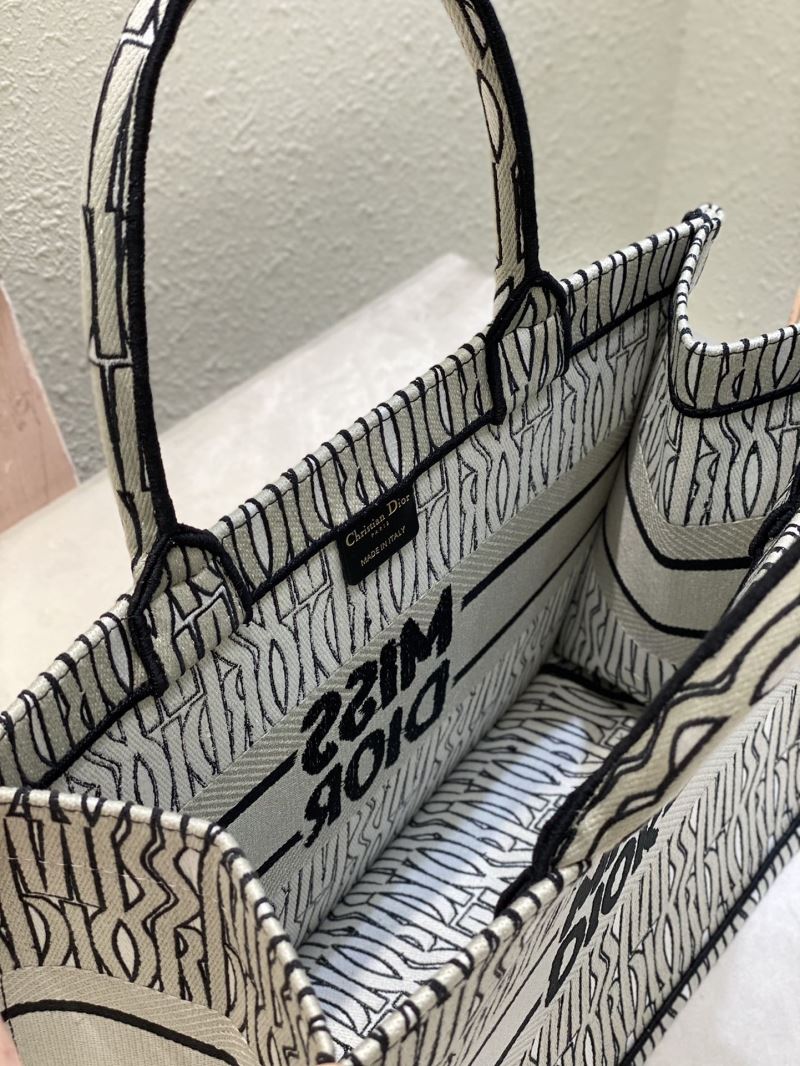 chr1st1an D10r shopping bags